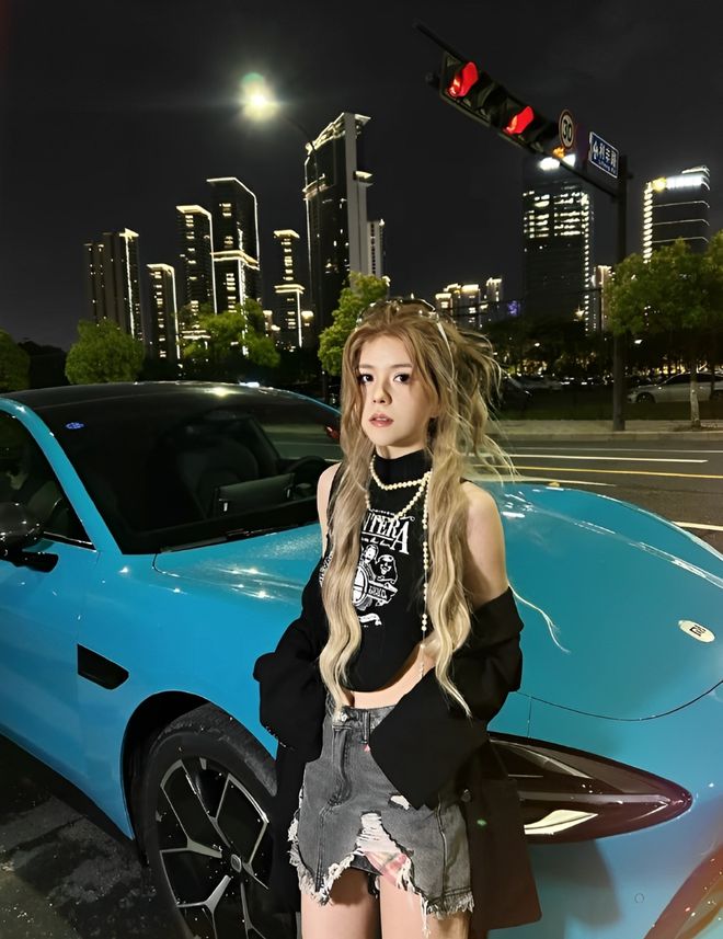 量都这么高的吗？仙女也就长这样吧麻将胡了2小米SU7的美女车主质